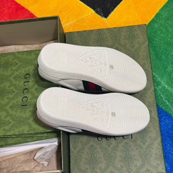 Gucci Ace Bee Women's Sneakers - Picture 4 of 5